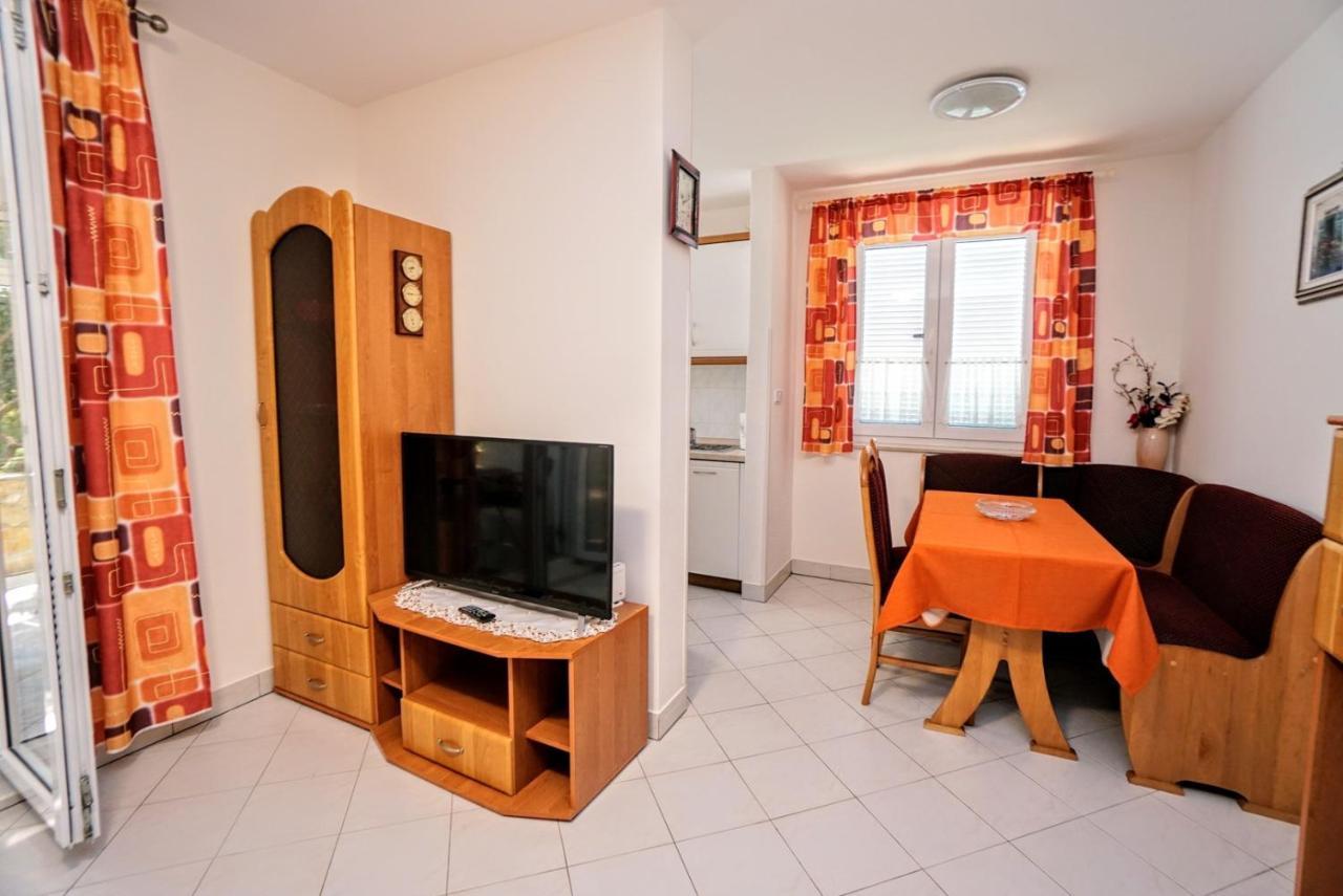 Apartment Vlado Замбратия Экстерьер фото